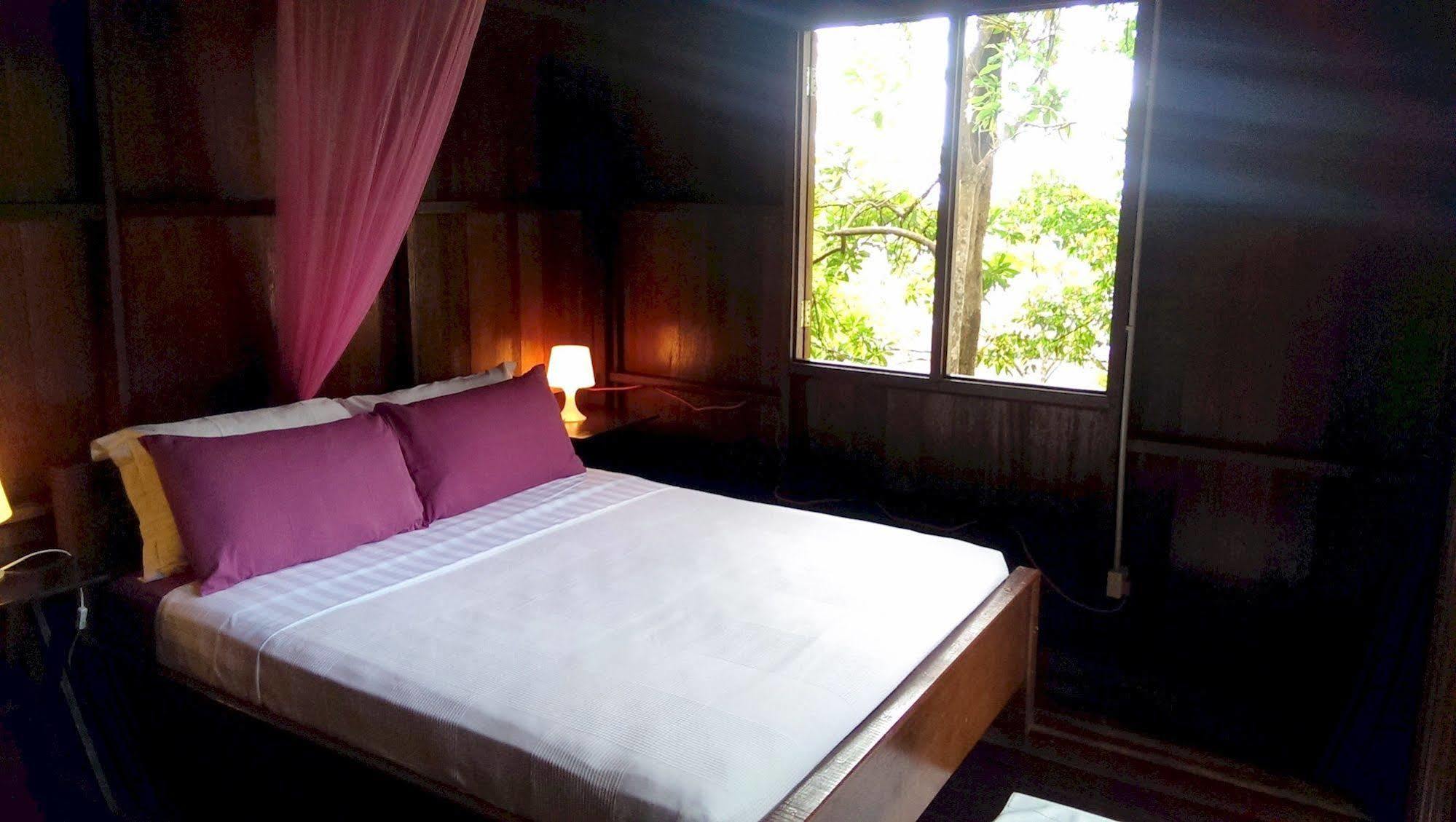 Bagus Place Retreat Kampong Mukut Exterior foto